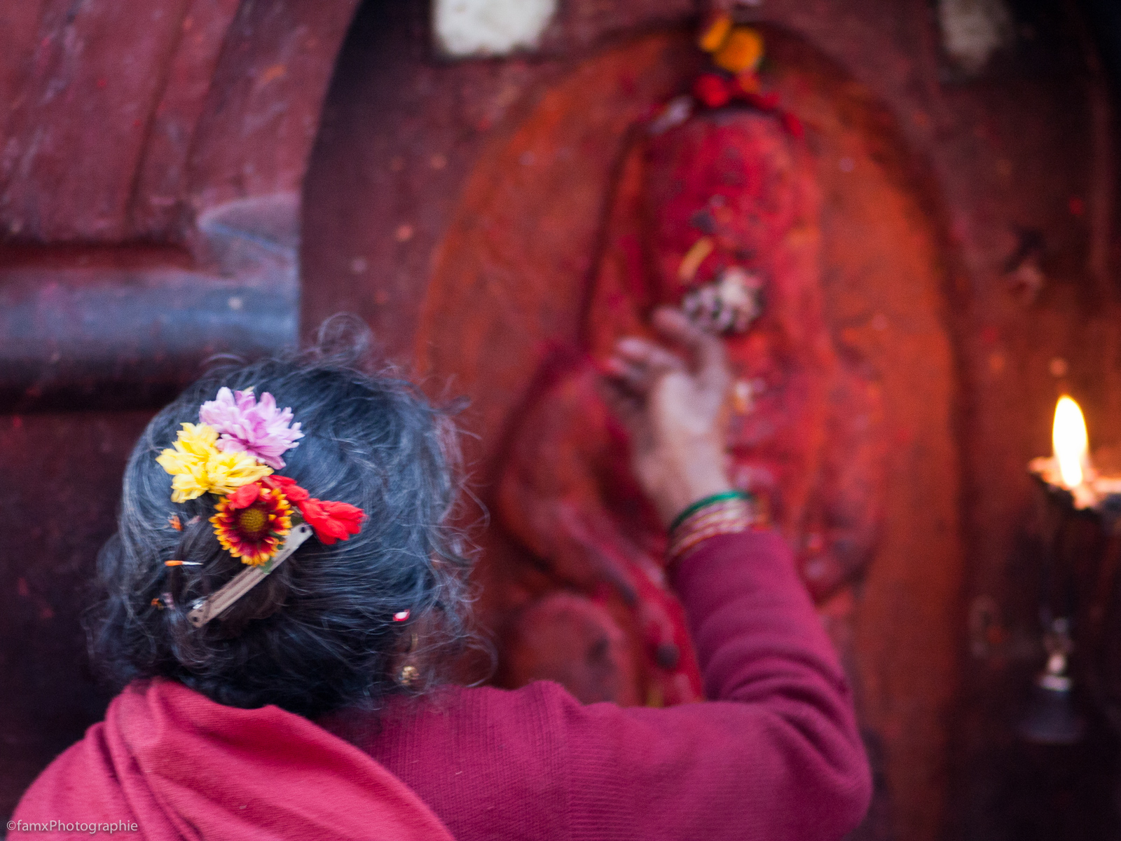 Bhaktapur, Népal, Personnage, Temple (Famx40d11_6930)