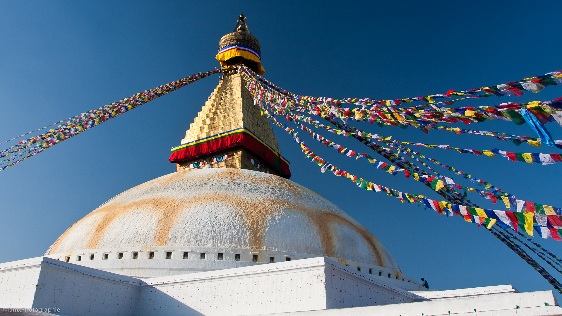 Népal, Stupa de Bodnath, Temple (Famx40dd11_7199)