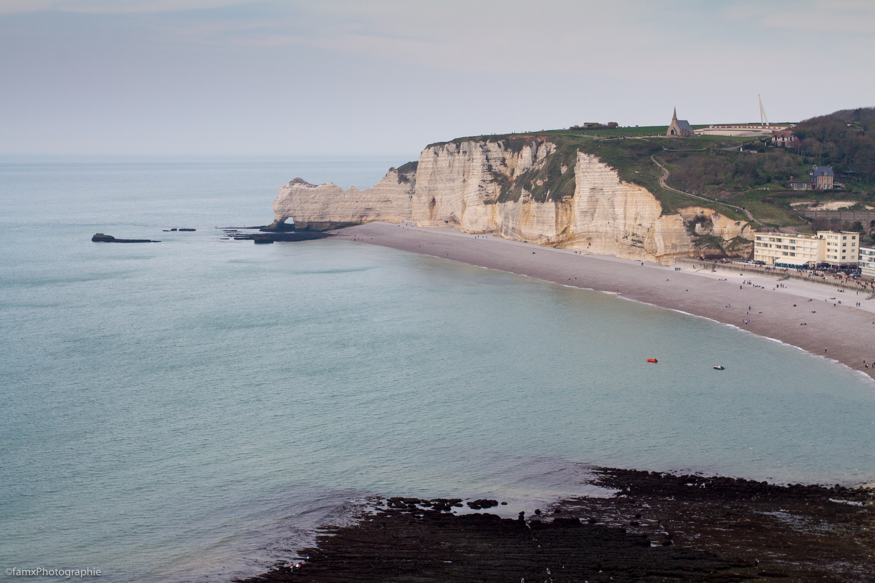 Etretat, Falaise, France (Famx7d19_30879)
