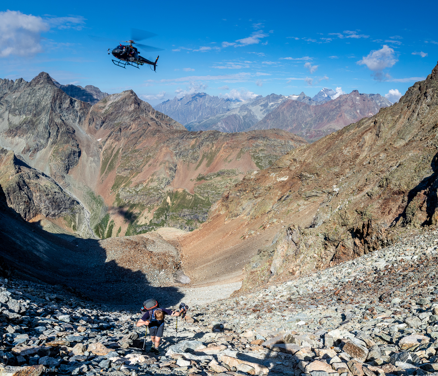 Alpes, Alpiniste, Italie, Val d'Aoste (Famx7dII22_1390-Panorama)