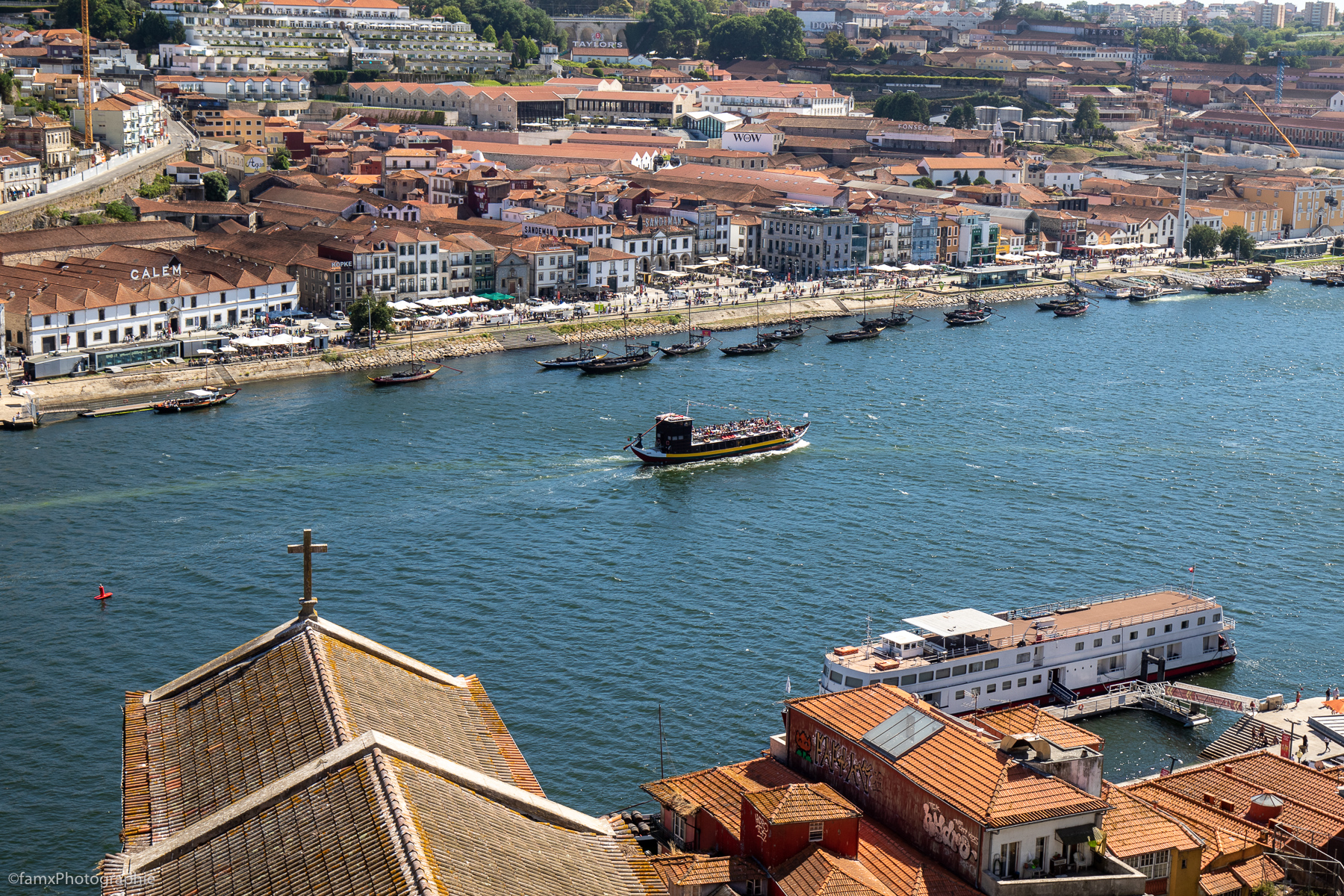 Eaux, Porto, Portugal (Famx7dII22_1825)