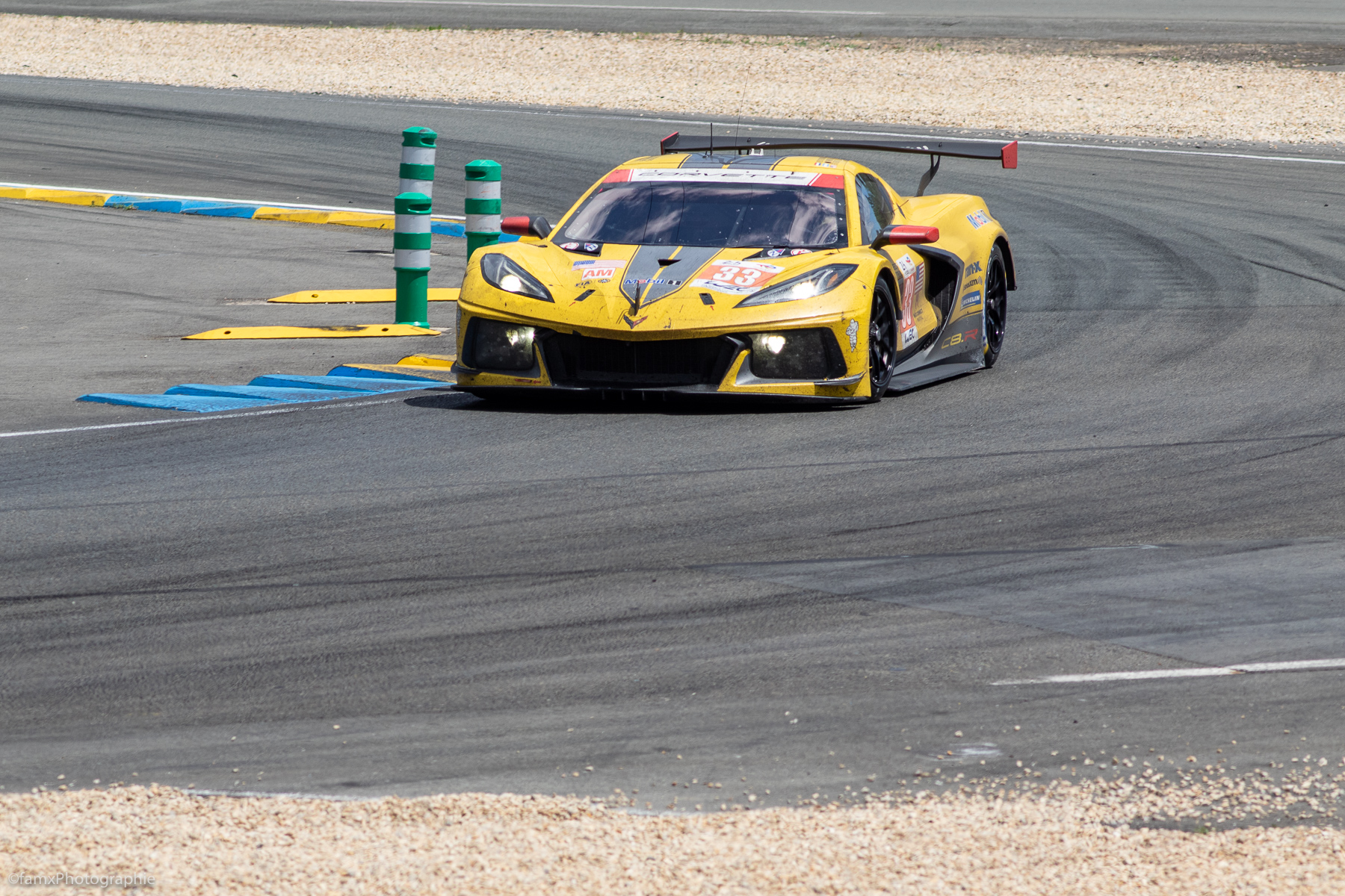 (Famx7dII23_6839)