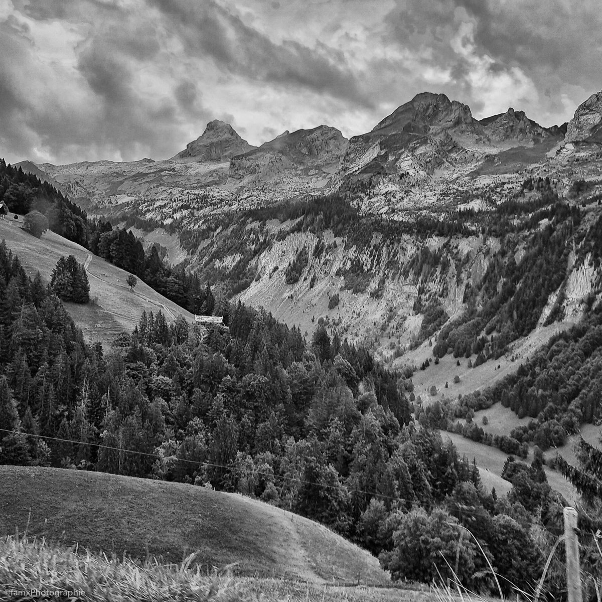 France, Massif des Aravis (Famx33a24_0902_152342-SEP2)